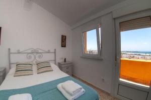 Lances Blue - A Pie De Playa - TarifaRent