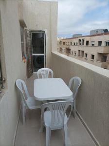 Appartement lumineux et propre à tanger seulement pour les familles