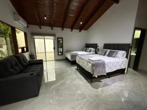 home 333 habitacion 335