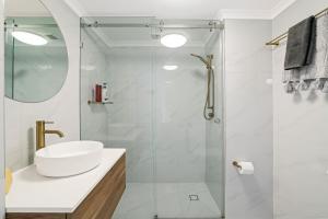 Unit 2 - Beach view in Paradise