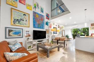 The James Street Gallery