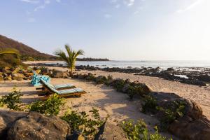 Casa Manzanillo - Beach Room - Ocean Front Room at Exceptional Beach Front Location