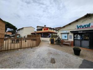 Villages vacances Mobil Home LES FLAMANTS ROSES CATHY&ROBERT : photos des chambres