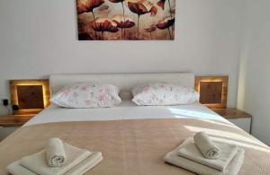 Holiday house with a parking space Mundanije, Rab - 23396