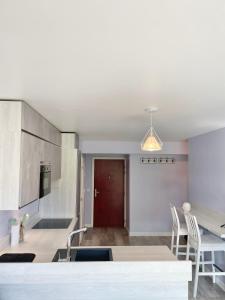 Appartements T2 calme proche de la douane : photos des chambres