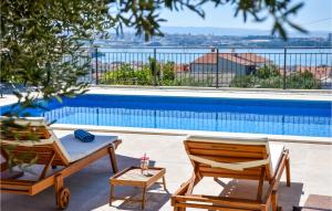 Amazing Home In Kastel Sucurac