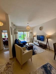 Stella new chalet with garden next to Marassi & El Alamein