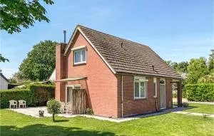 4 Bedroom Gorgeous Home In Bruinisse - 布勒伊尼瑟