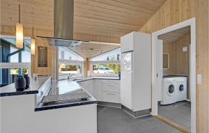 Three-Bedroom Holiday Home In Hemmet