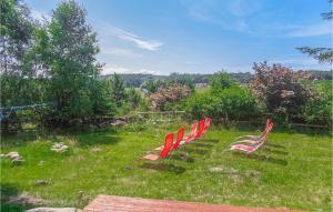 12 Bedroom Stunning Home In Debina