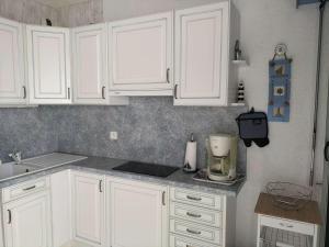 Appartement 2 Pièces + Cabine avec Climatisation - Port Camargue - FR-1-731-83