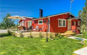 2 Bedroom Beautiful Home In Gislaved - 伊斯拉韦德