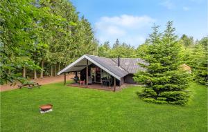 4 Bedroom Beautiful Home In Toftlund