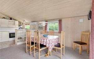 Stunning Home In Hemmet With Wifi