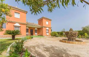 Beautiful Home In Arahal With Wifi