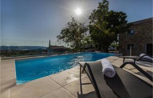 Beautiful Home In Skofije