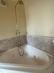 One-bed room the Little Mayfair