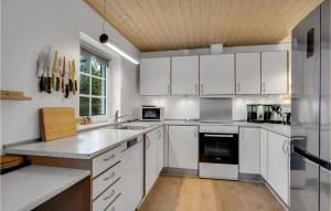 Cozy Home In Rømø With Sauna