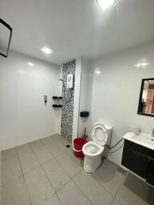 B 13a-7 De MARINA VIEW VILLAS