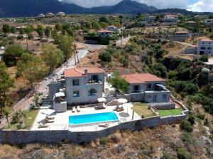 Aspasia Villa by Elrin Villas Mani