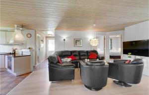 Awesome Home In Løgstør With Sauna