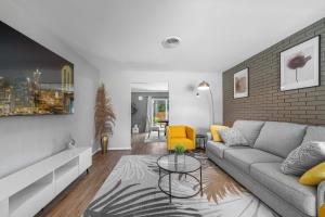 FIFA 26 World Cup Getaway with 7 people hot tub - Dallas Area