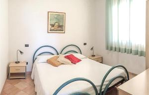 Beautiful Apartment In Nisportino