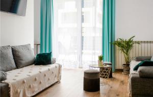 Cozy Apartment In Zator With Wifi