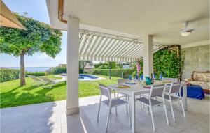 3 Bedroom Stunning Home In Lazise