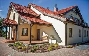 Awesome Apartment In Goscino With Wifi - Gościno