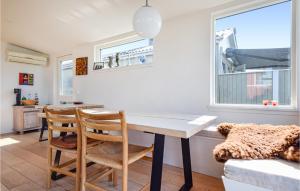 Awesome Home In Esbjerg V With Wifi