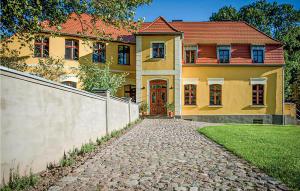 Lovely Home In Wolin With Wifi