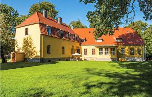 Lovely Home In Wolin With Wifi