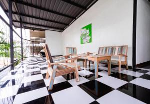 QBix Hotel