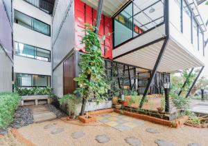 QBix Hotel