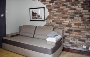 Gorgeous Apartment In Rydzewo