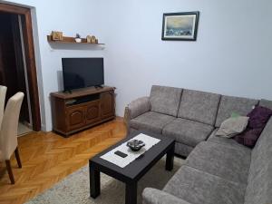 Portonovi Sea View 3-Bedroom Apartment
