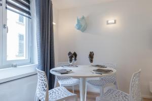 Appartements Grand studio Colmar Centre : photos des chambres