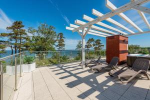 Luksusowe Apartamenty Sun Seasons 24 w Rewalu z Basenem by Noclegi Renters