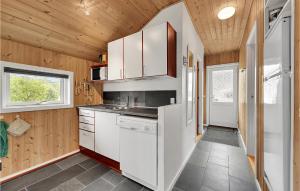 3 Bedroom Amazing Home In Tarm