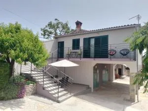 Village Heaven - Peresiji