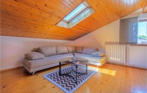 Stunning Apartment In Divaca With Wifi 