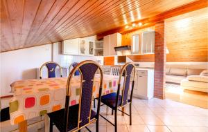 Stunning Apartment In Divaca With Wifi 