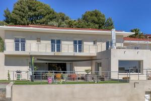 Villas Superbe villa au calme avec vue : photos des chambres