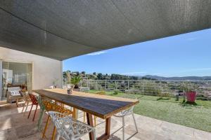 Villas Superbe villa au calme avec vue : photos des chambres