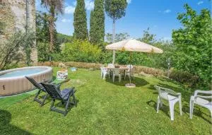 4 Bedroom Lovely Home In Cetona - Spineta
