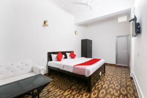 Hotel O Kavyanjali