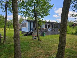 Domek letniskowy - niebieski całoroczny