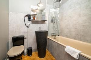 Appartements Dupain & Dubeurre Appart'hotel - Parking en supp : photos des chambres