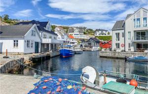Awesome Home In Lindesnes With Wifi